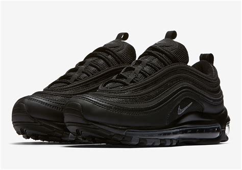 Nike 97s triple black